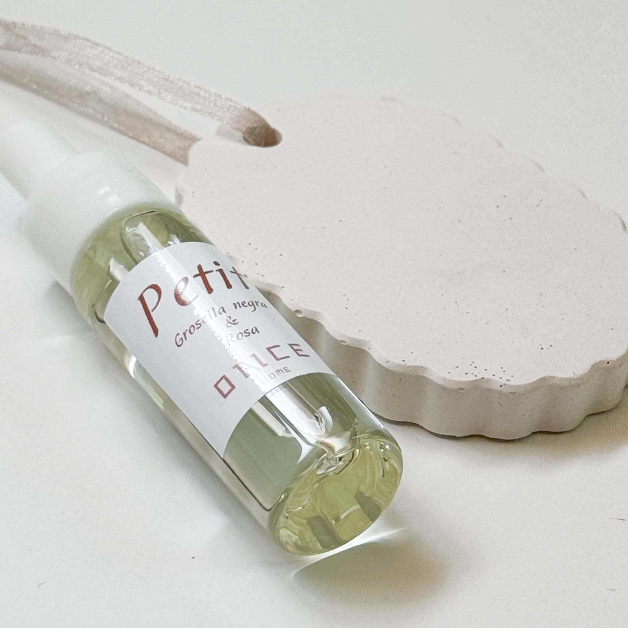 Esencia Petit 18ml + Colgador - Imagen 5