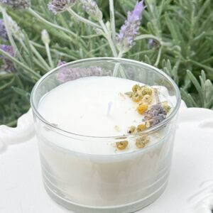 Vela manzanilla y lavanda